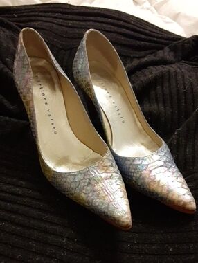 Martinez Valero Iridescent Croc-Embossed Pointed Toe Pumps - Multi-Color Sz 6